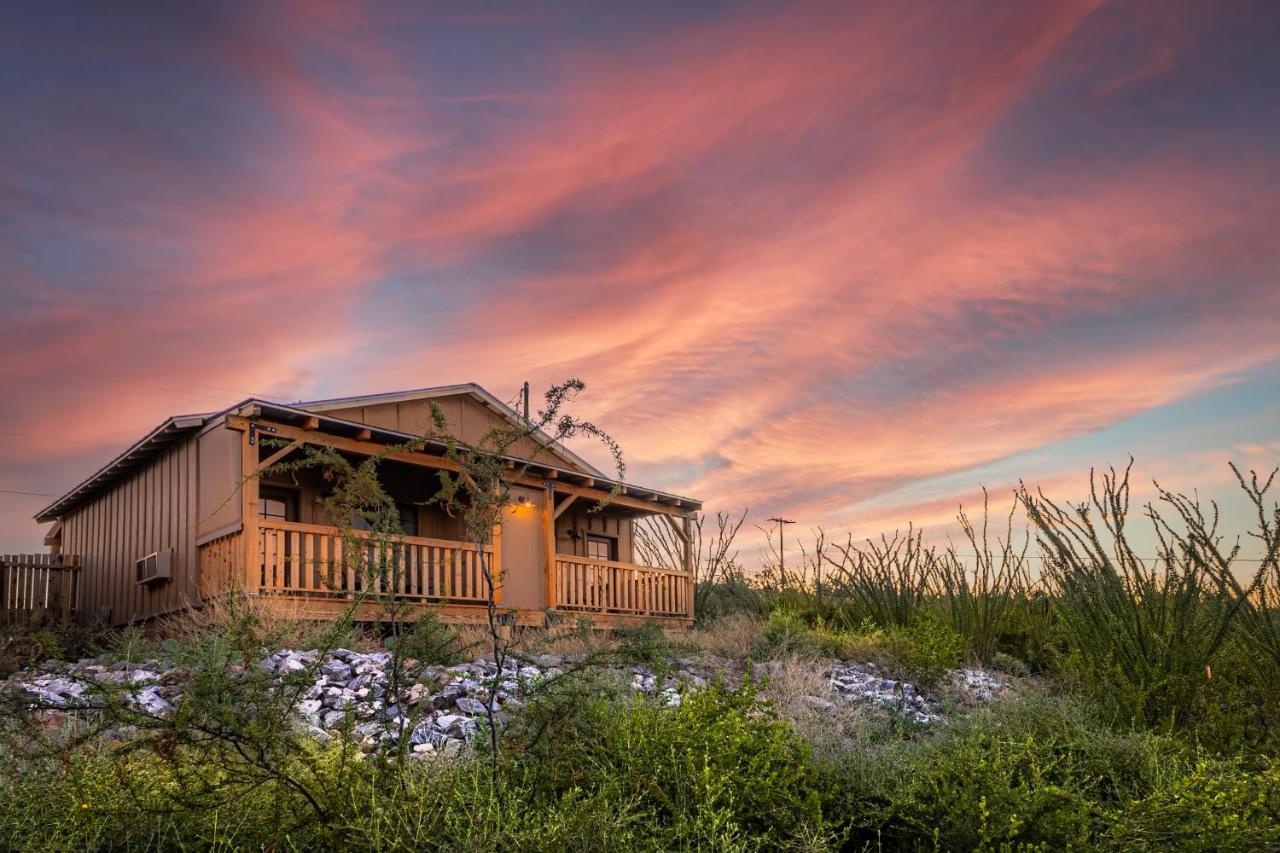 Miners Cabins #1 - Two Double Beds And Private Balcony Tombstone Exterior foto