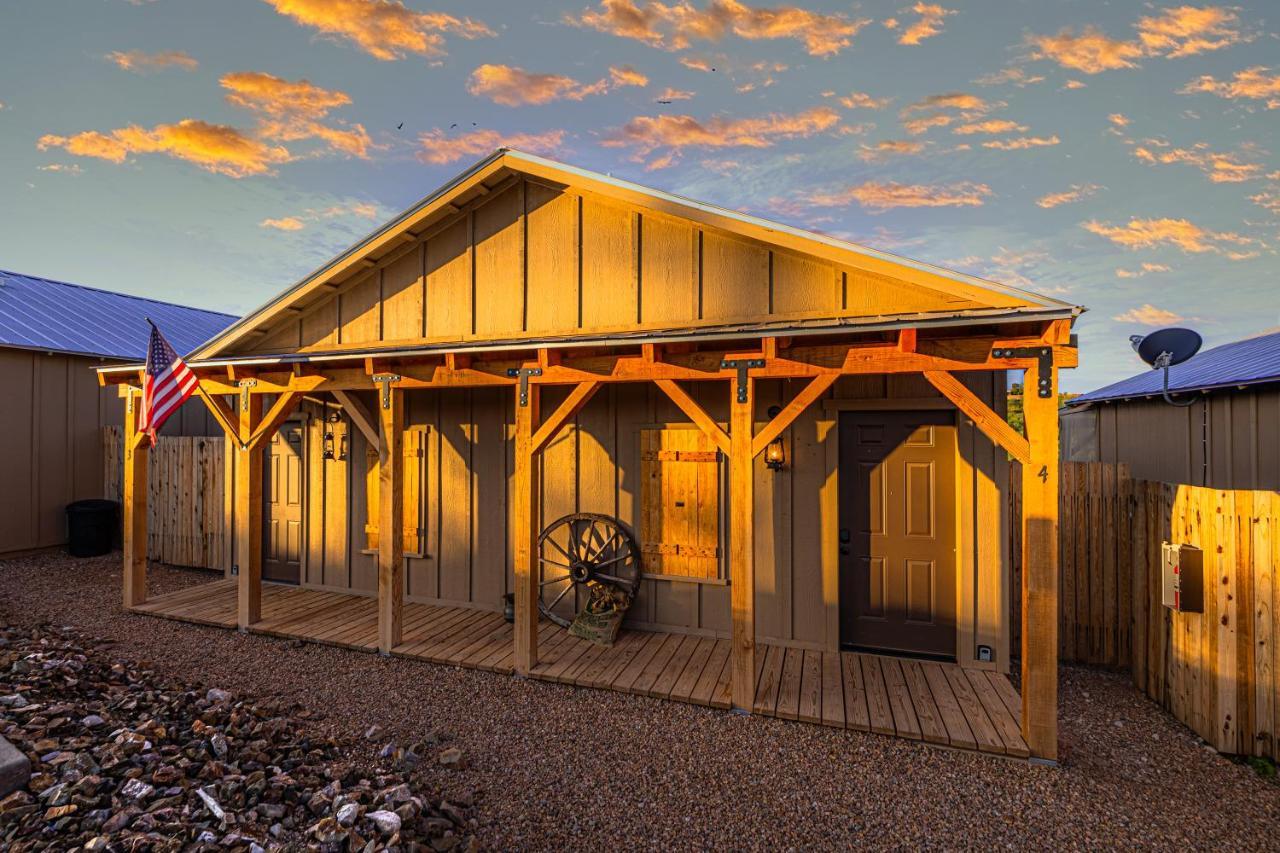 Miners Cabins #1 - Two Double Beds And Private Balcony Tombstone Exterior foto